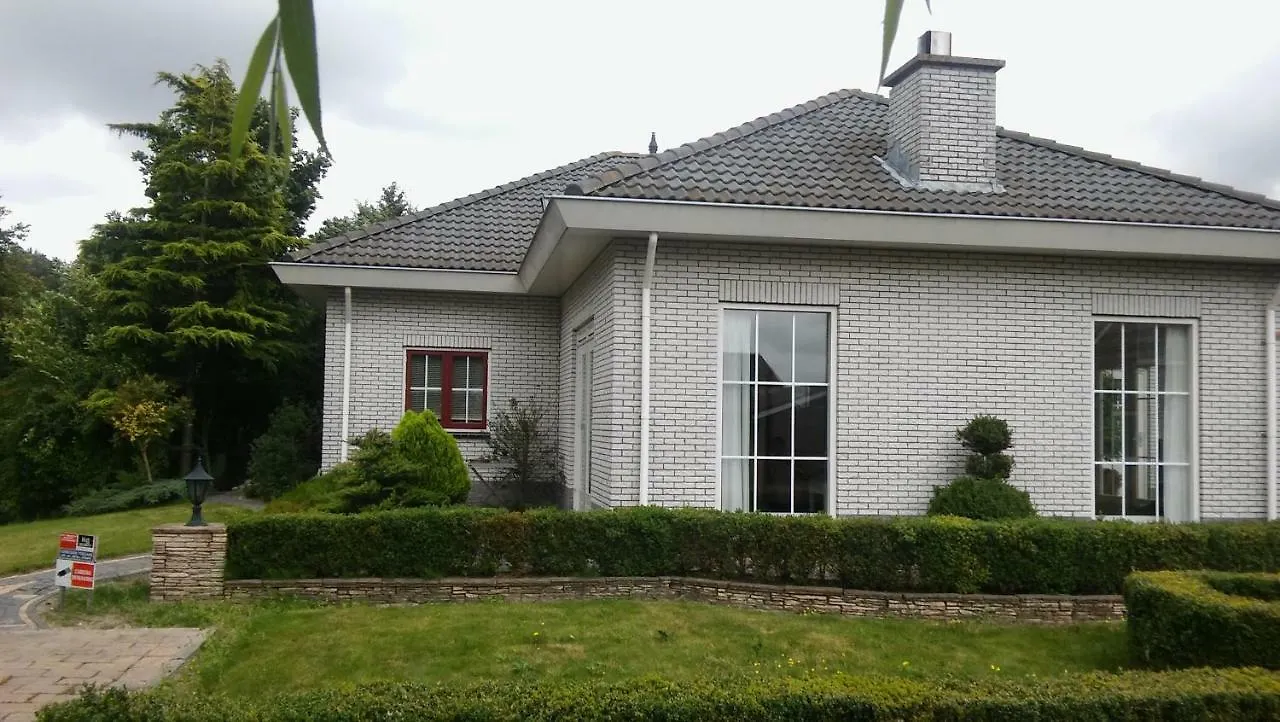 Njoy-Uithof Bed and Breakfast Haga 0*,  Holandia