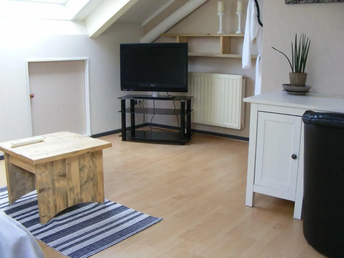 Njoy-Uithof Bed and Breakfast Haga